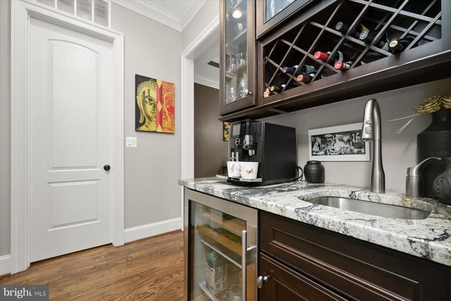 6410 LANDON LN, Bethesda, MD 20817