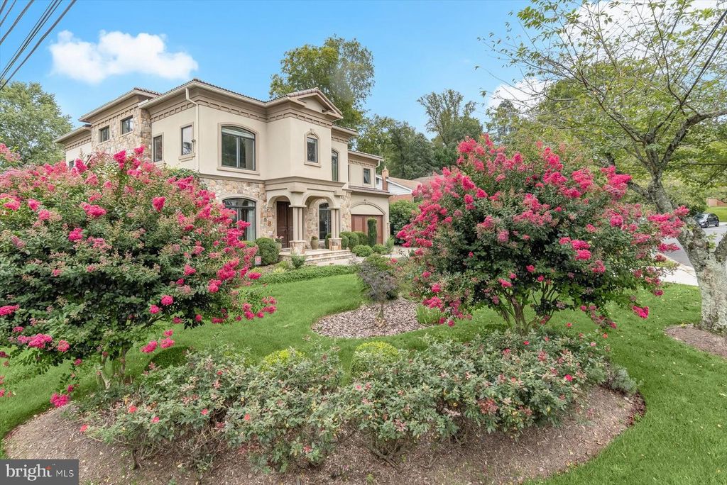 6410 LANDON LN, Bethesda, MD 20817