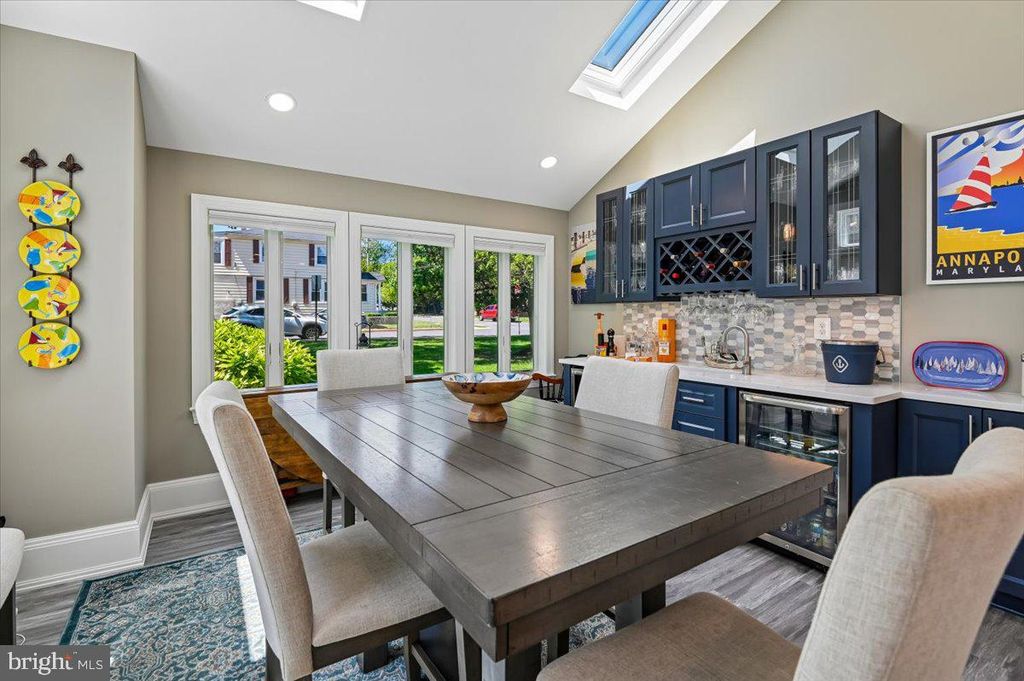 Image 21 of property listing at 417 CHESAPEAKE AVE, Annapolis, MD 21403