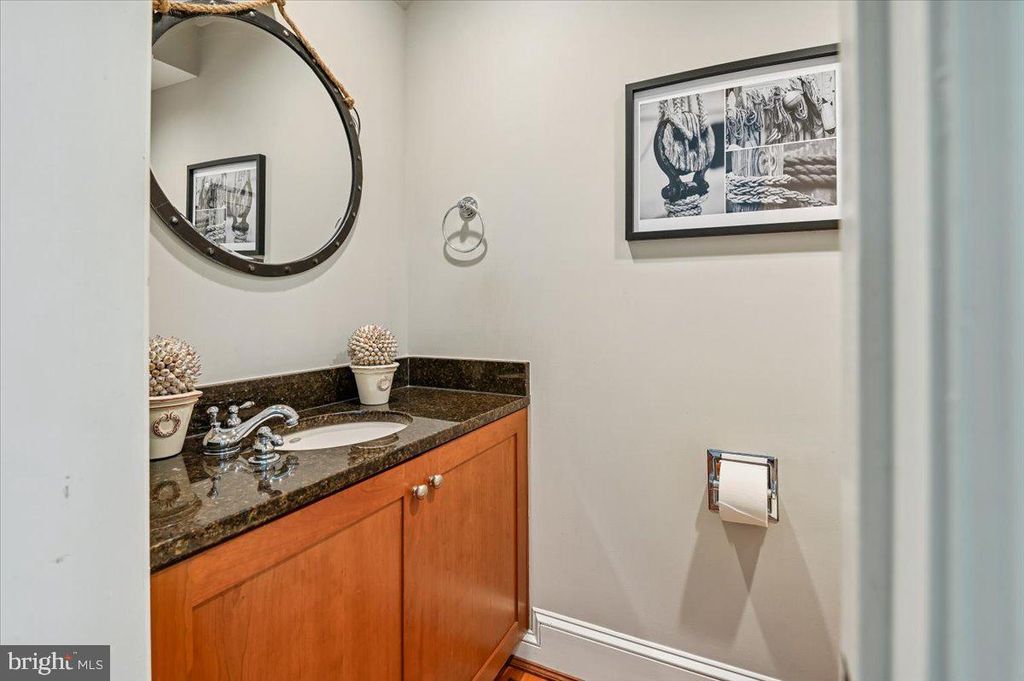Image 24 of property listing at 417 CHESAPEAKE AVE, Annapolis, MD 21403