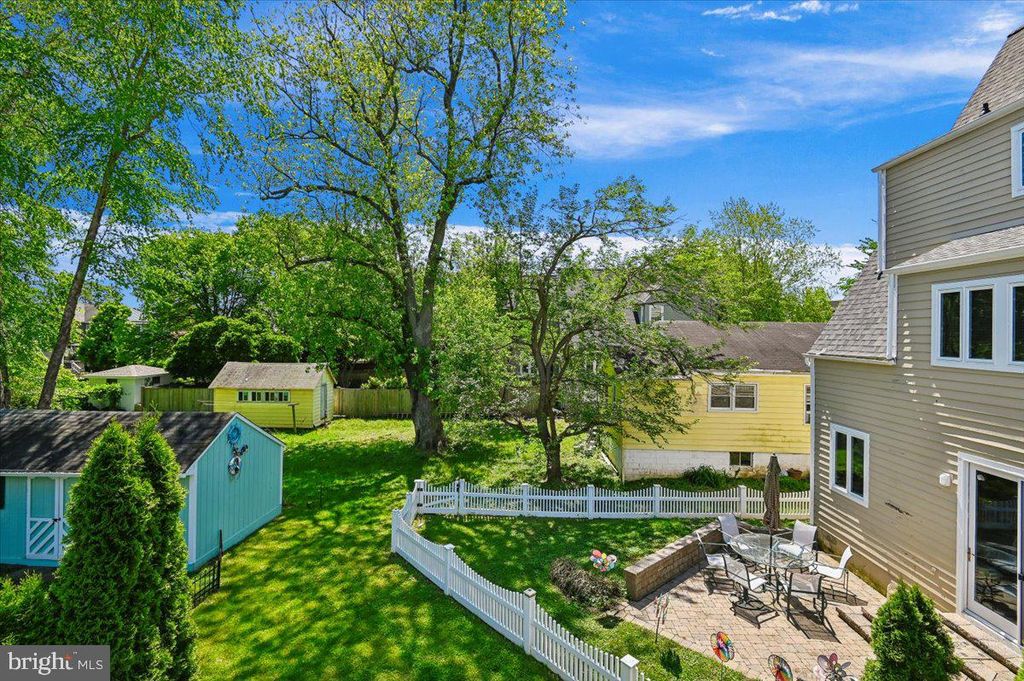 Image 53 of property listing at 417 CHESAPEAKE AVE, Annapolis, MD 21403