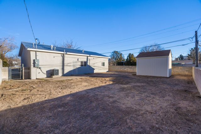 901 Ortiz Drive NE, Albuquerque, NM 87108