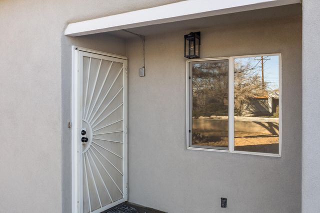 901 Ortiz Drive NE, Albuquerque, NM 87108