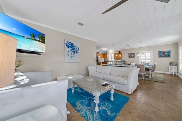 69 Pompano Street, Destin, FL 32541