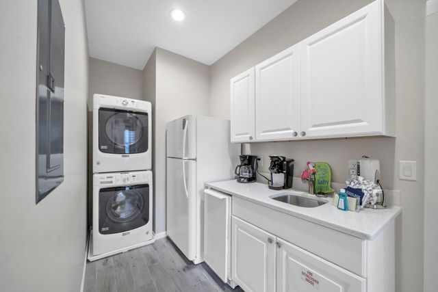 69 Pompano Street, Destin, FL 32541