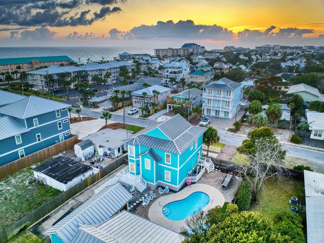 69 Pompano Street, Destin, FL 32541