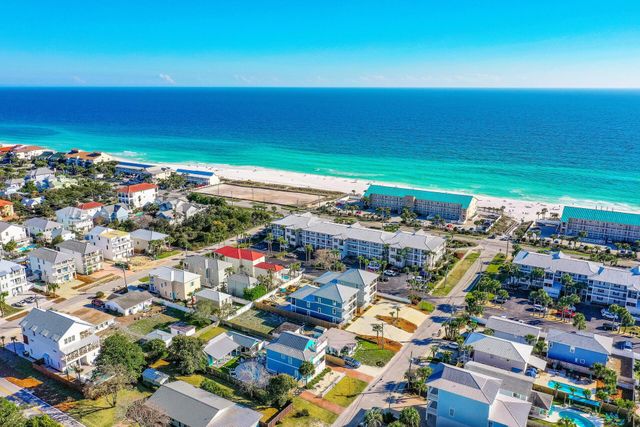 69 Pompano Street, Destin, FL 32541