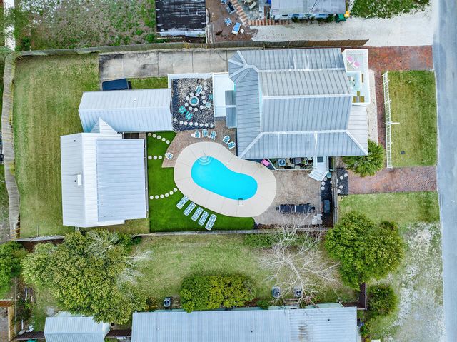 69 Pompano Street, Destin, FL 32541