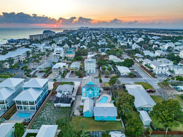 69 Pompano Street, Destin, FL 32541