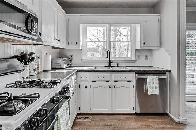 302 Trollinger Street, Randleman, NC 27317