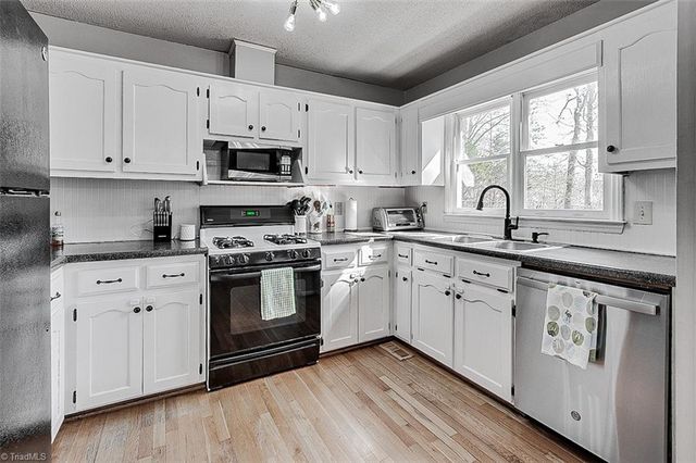 302 Trollinger Street, Randleman, NC 27317