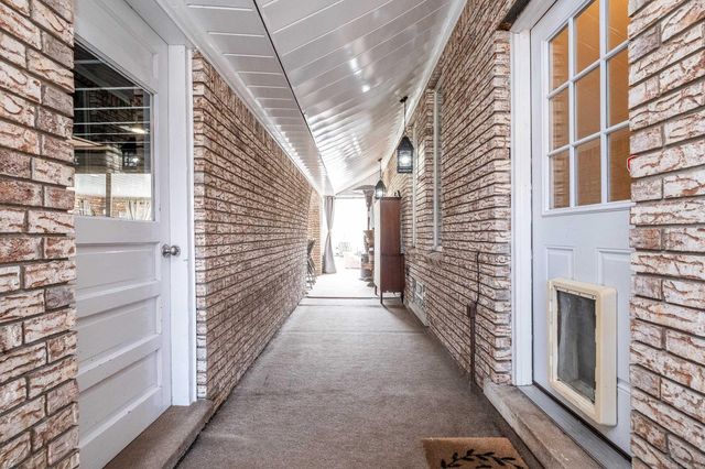 22808 Harmon Street, Saint Clair Shores, MI 48080