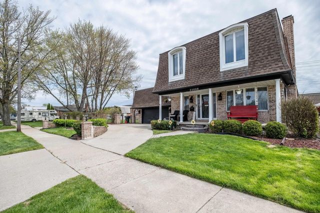 22808 Harmon Street, Saint Clair Shores, MI 48080