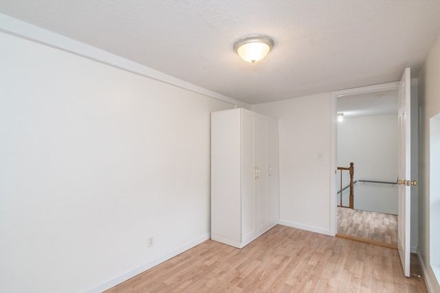 56 Warner St, Northampton, MA 01062