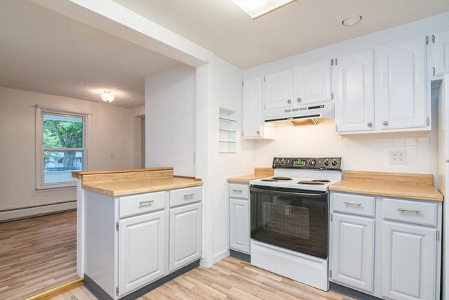 56 Warner St, Northampton, MA 01062