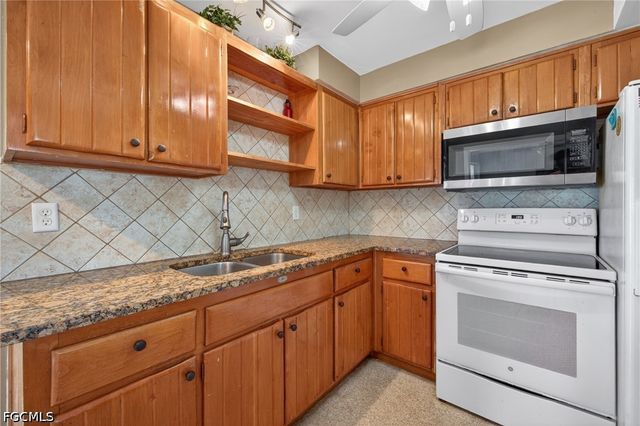 1146 SE 35th TER, Cape Coral, FL 33904