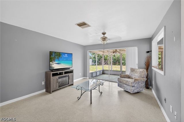 1146 SE 35th TER, Cape Coral, FL 33904