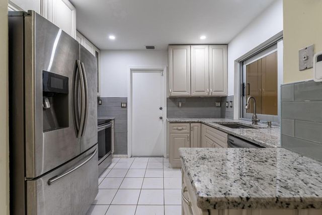 4915 NW 52nd Court, Tamarac, FL 33319