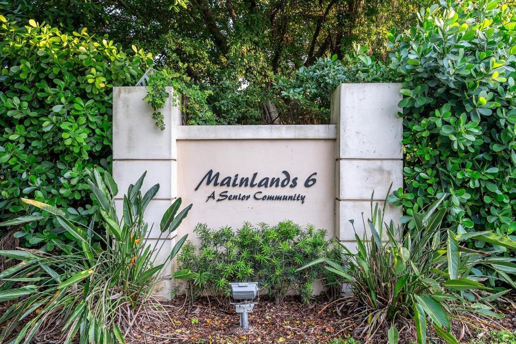 4915 NW 52nd Court, Tamarac, FL 33319