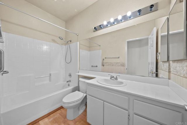 1619 Fairway Oaks Avenue, Banning, CA 92220