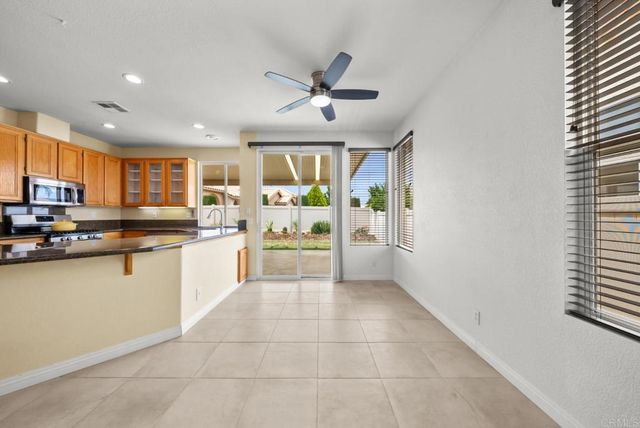 1619 Fairway Oaks Avenue, Banning, CA 92220