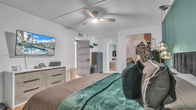 3051 NE 47th Ct 207, Fort Lauderdale, FL 33308