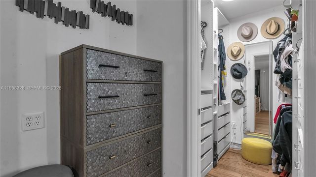 3051 NE 47th Ct 207, Fort Lauderdale, FL 33308