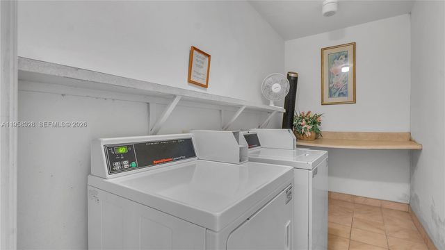 3051 NE 47th Ct 207, Fort Lauderdale, FL 33308