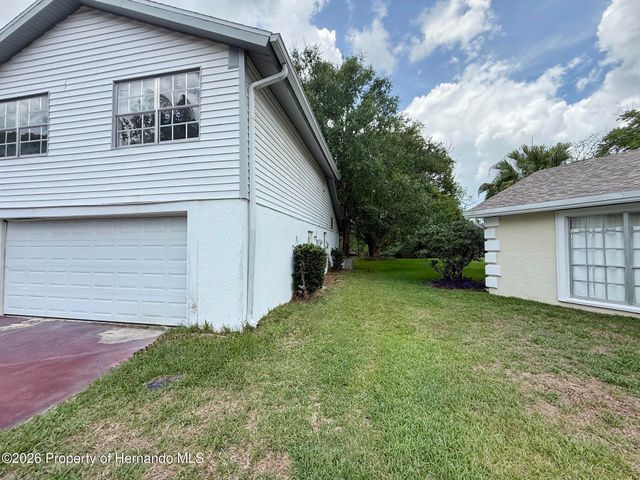 8018 Wild Flower Row, Hudson, FL 34667
