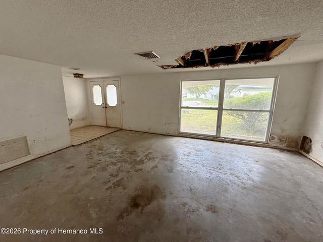 8018 Wild Flower Row, Hudson, FL 34667