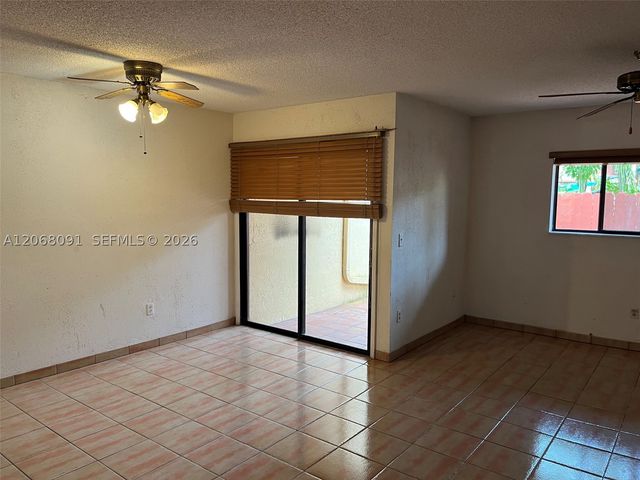 463 SE 14th St 463, Dania Beach, FL 33004