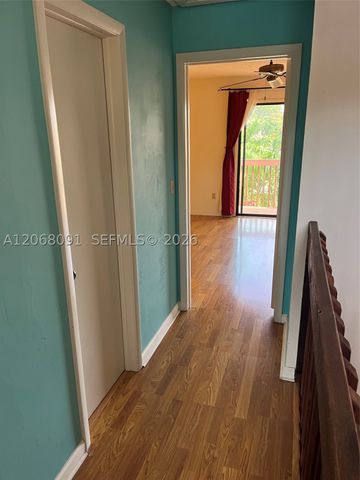 463 SE 14th St 463, Dania Beach, FL 33004