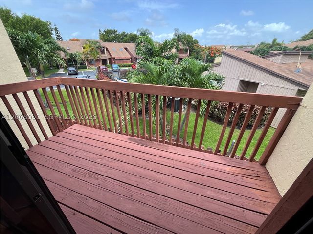 463 SE 14th St 463, Dania Beach, FL 33004