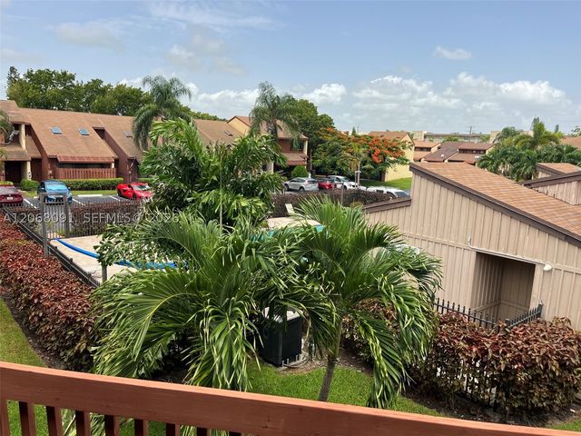 463 SE 14th St 463, Dania Beach, FL 33004