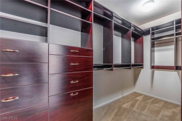 3194 Castle Canyon Avenue, Henderson, NV 89052