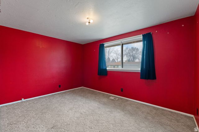 586 E 10345 S, Sandy, UT 84070