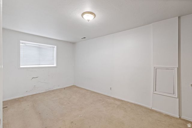 586 E 10345 S, Sandy, UT 84070