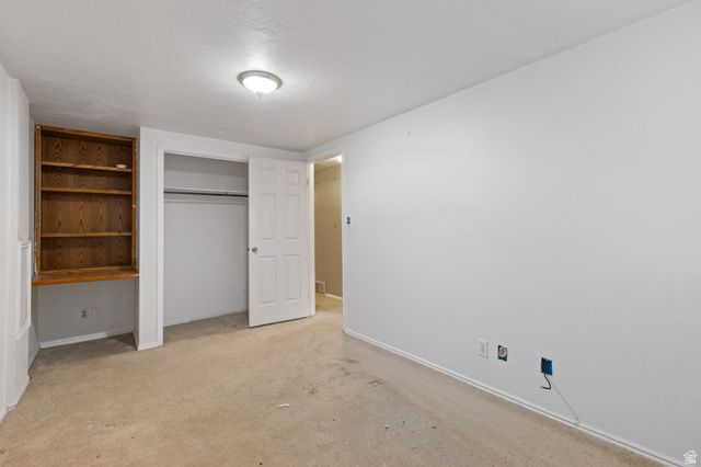 586 E 10345 S, Sandy, UT 84070