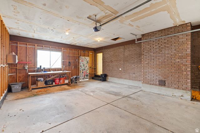 586 E 10345 S, Sandy, UT 84070