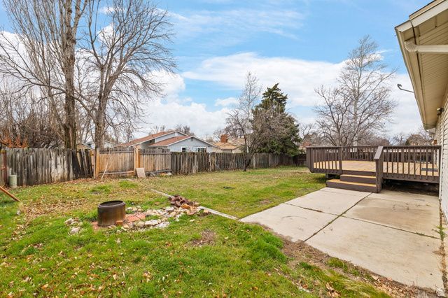 586 E 10345 S, Sandy, UT 84070