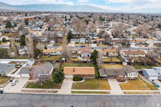 586 E 10345 S, Sandy, UT 84070