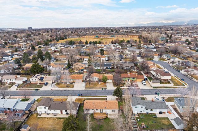 586 E 10345 S, Sandy, UT 84070