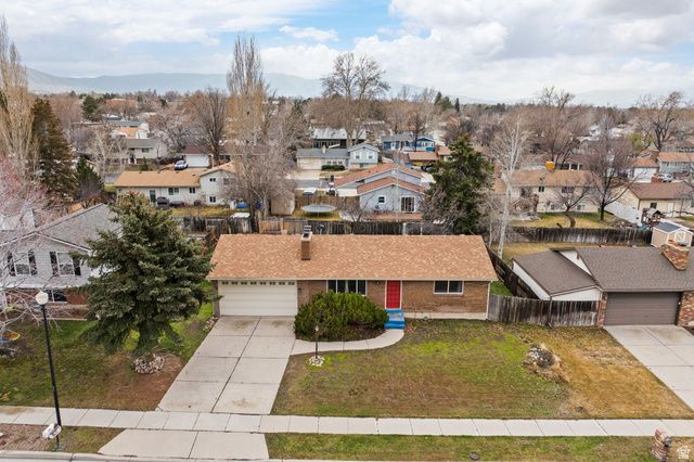 586 E 10345 S, Sandy, UT 84070