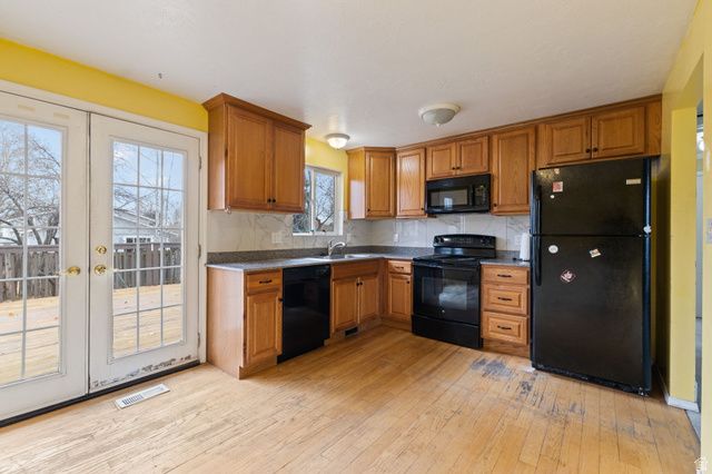 586 E 10345 S, Sandy, UT 84070