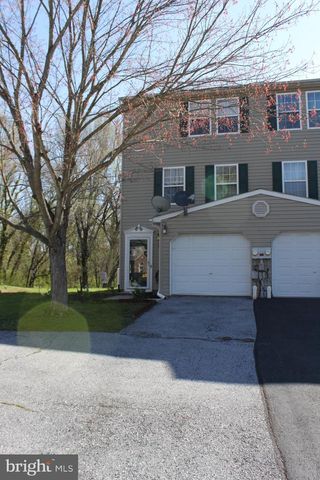 30 PETERSBURG LN, Duncannon, PA 17020