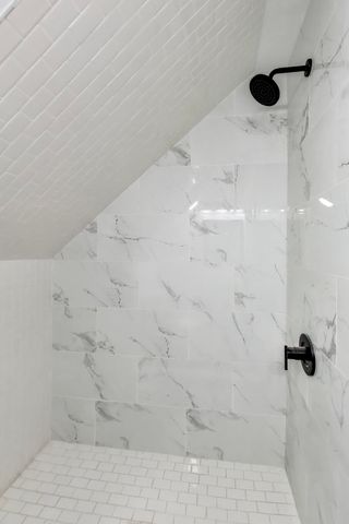 4328 Tod Avenue, East Chicago, IN 46312