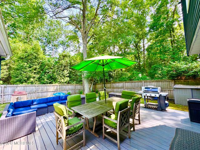 18 Providence Lane, Howell, NJ 07731