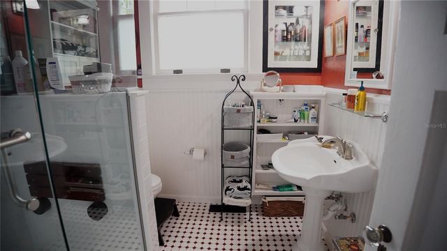 341 W WISCONSIN AVENUE, Deland, FL 32720