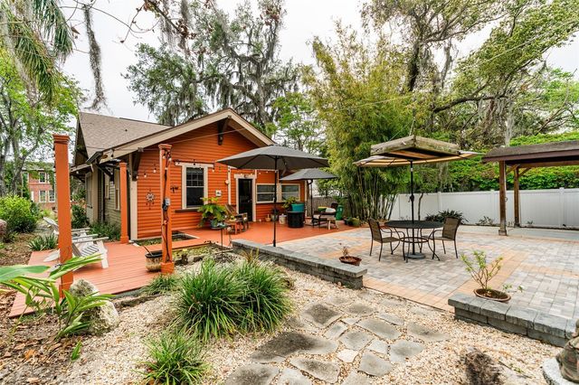 341 W WISCONSIN AVENUE, Deland, FL 32720