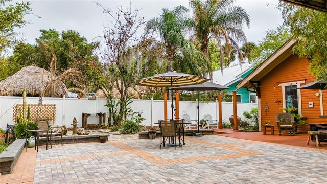 341 W WISCONSIN AVENUE, Deland, FL 32720